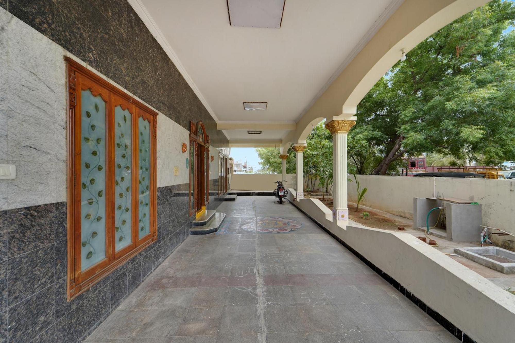 Collection O Mahika Homestay ตีรูปาติ ภายนอก รูปภาพ